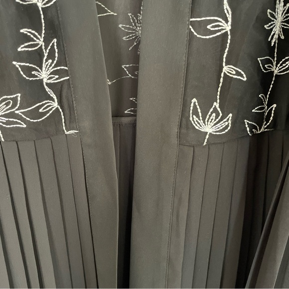 NWT Alfani Pleated Embroidered Side Split Long Sheer kimono - Picture 6 of 16